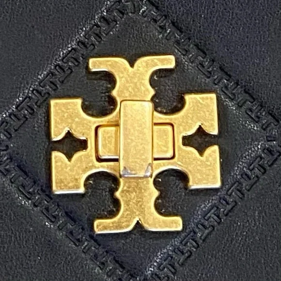 Tory Burch Black Quilted Crossbody (and Clutch) Bag - Picture 8 of 8